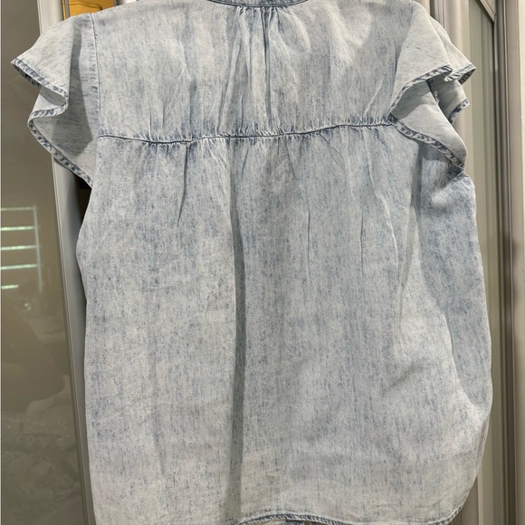 RAILS Ruthie faded indigo top! Very light denim-like material. - Picture 3 of 3